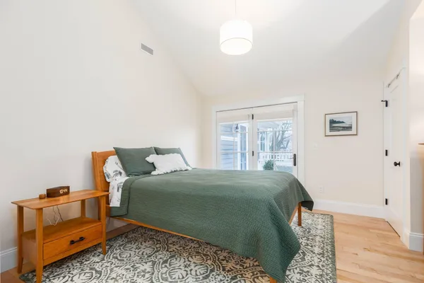 $4,600 | 1 Franklin Street, Unit 2B, Exeter, NH 03833