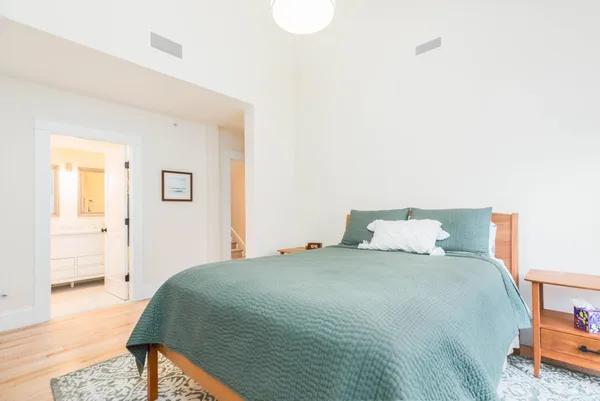 $4,600 | 1 Franklin Street, Unit 2B, Exeter, NH 03833
