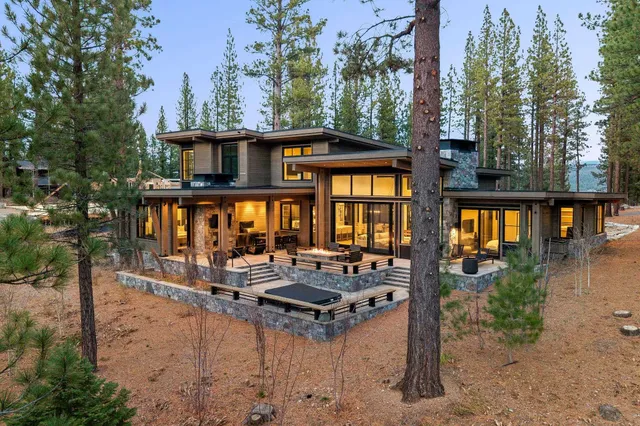 $4,995,000 | 7750 Lahontan Drive, Truckee, CA 96161