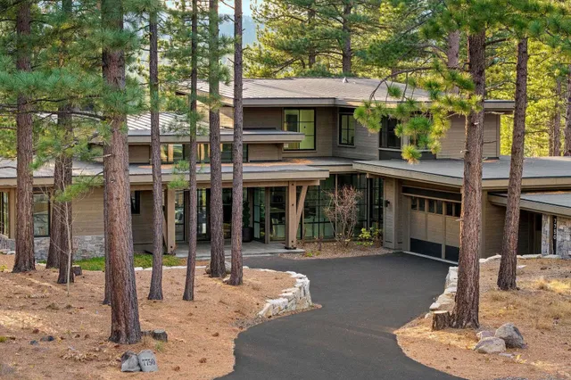 $4,995,000 | 7750 Lahontan Drive, Truckee, CA 96161