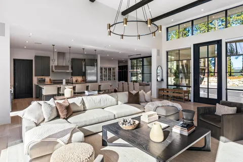 $4,995,000 | 7750 Lahontan Drive, Truckee, CA 96161