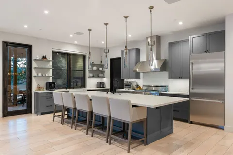 $4,995,000 | 7750 Lahontan Drive, Truckee, CA 96161