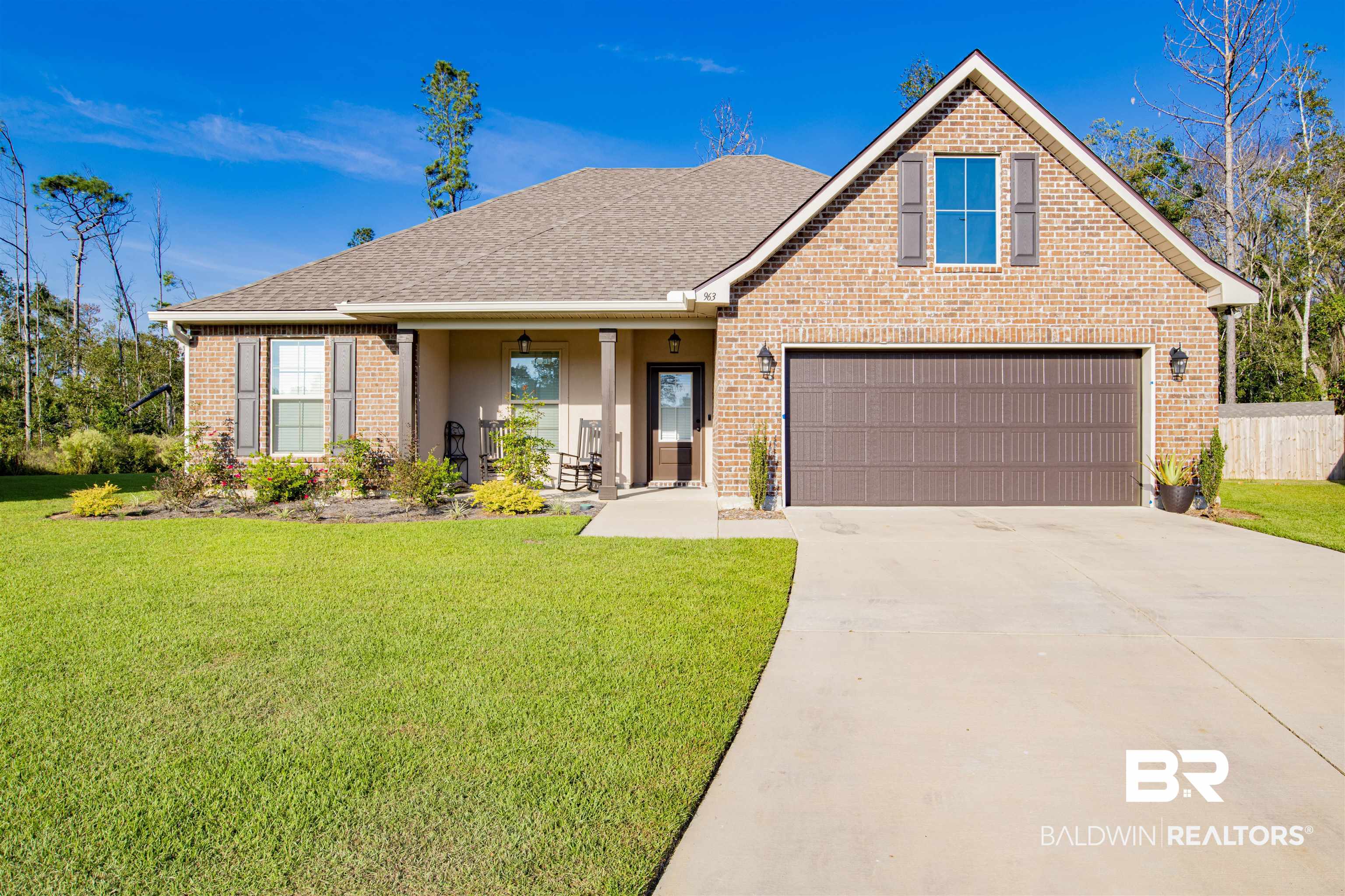 963 Gibson Court Foley, AL 36535 - Photo 2 of 20