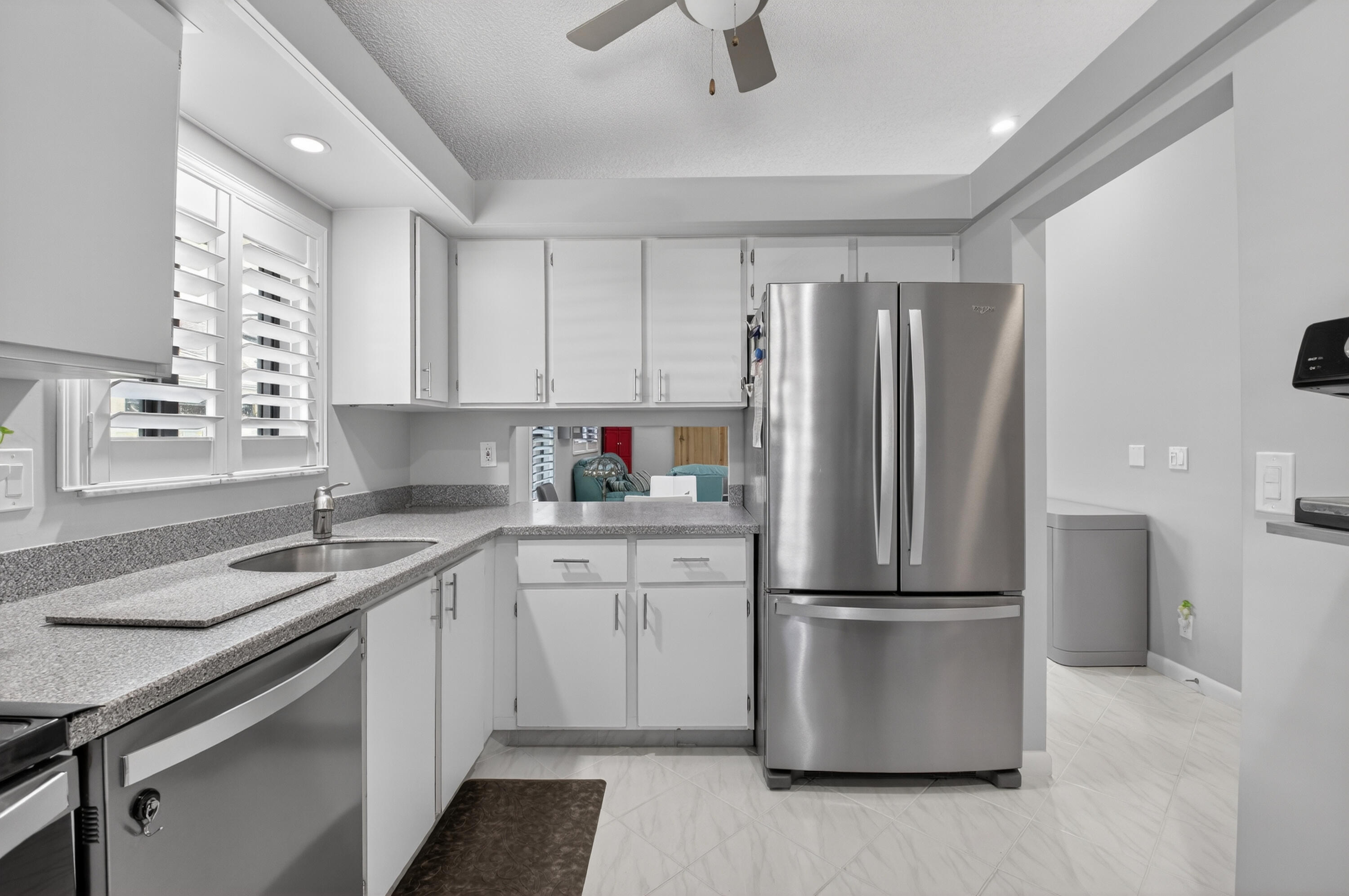 8188 Sweetbriar Way Boca Raton, FL 33496 - Photo 13 of 47 DSC_4822