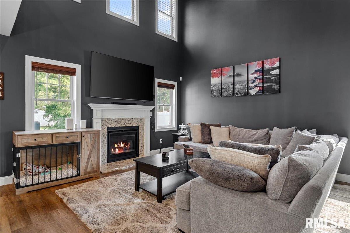 505 East Main Street Rochester, IL 62563 - Photo 9 of 39 Gallery Image 9