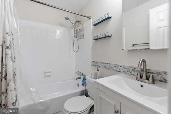 $2,795 | 1717 Foxdale Court, Crofton, MD 21114