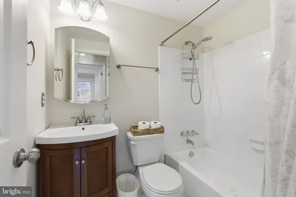 $2,795 | 1717 Foxdale Court, Crofton, MD 21114