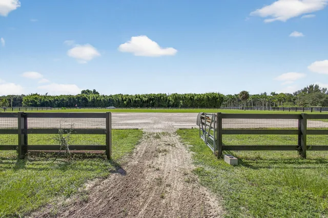 $10,000 | 2340 B Road, Loxahatchee Groves, FL 33470