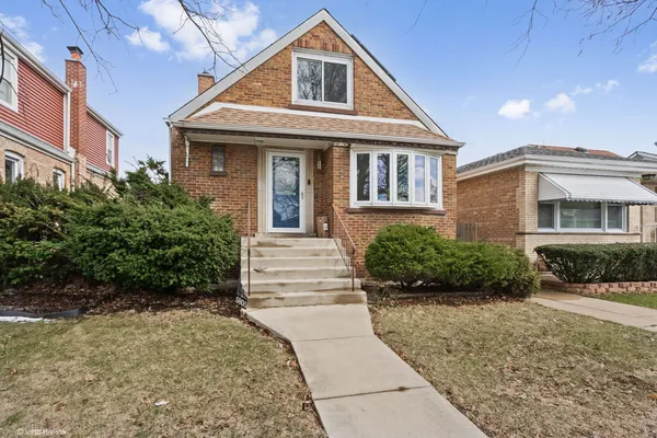 $359,900 | 5805 South Kilbourn Avenue, Chicago, IL 60629