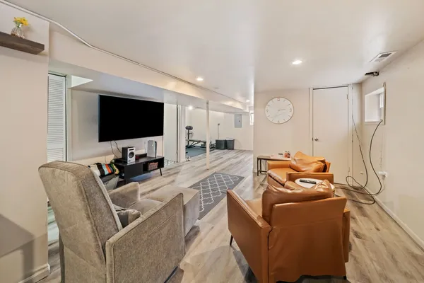 $359,900 | 5805 South Kilbourn Avenue, Chicago, IL 60629