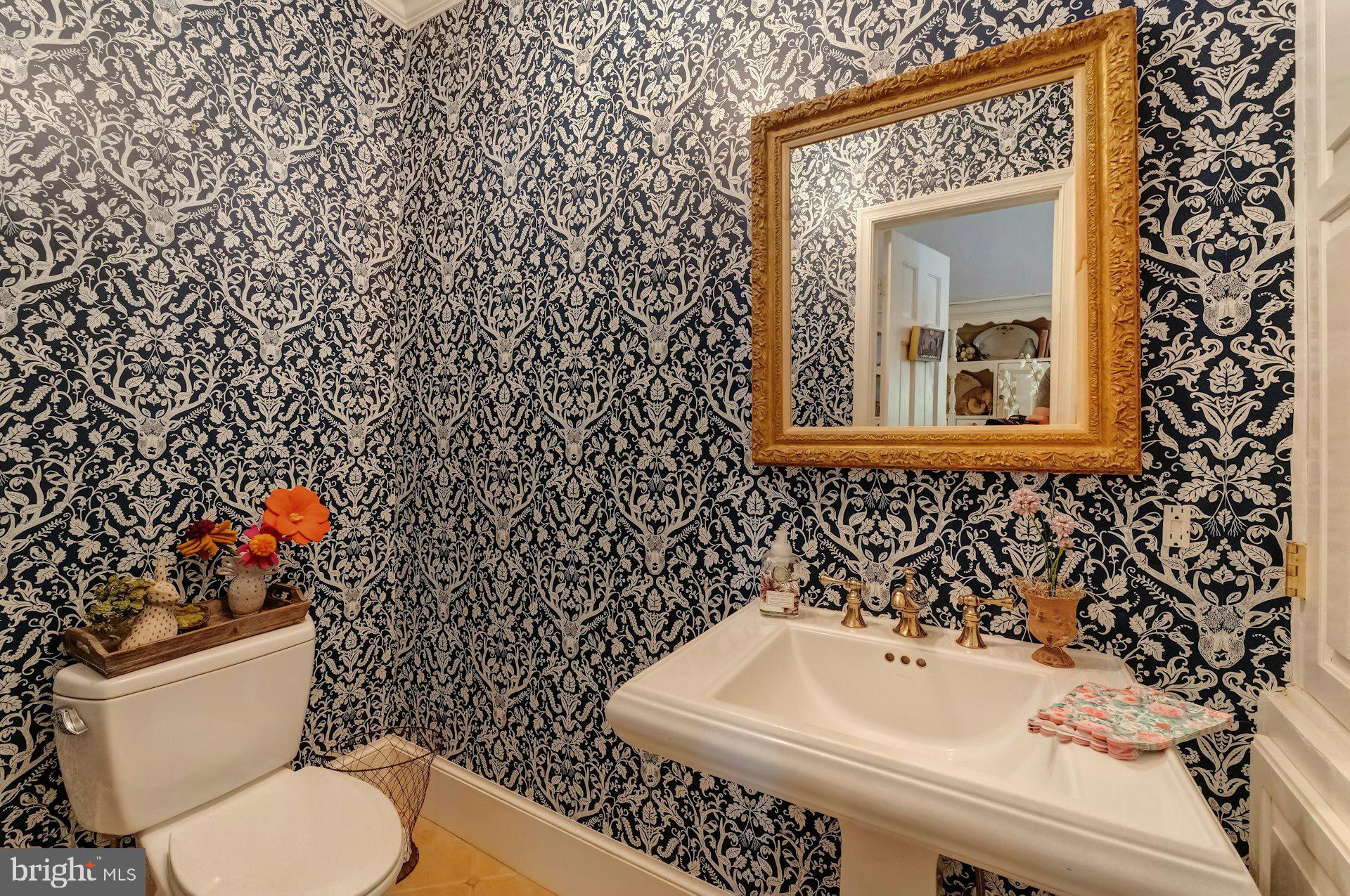 2731 Hidden Road Vienna, VA 22181 - Photo 23 of 61 Powder room