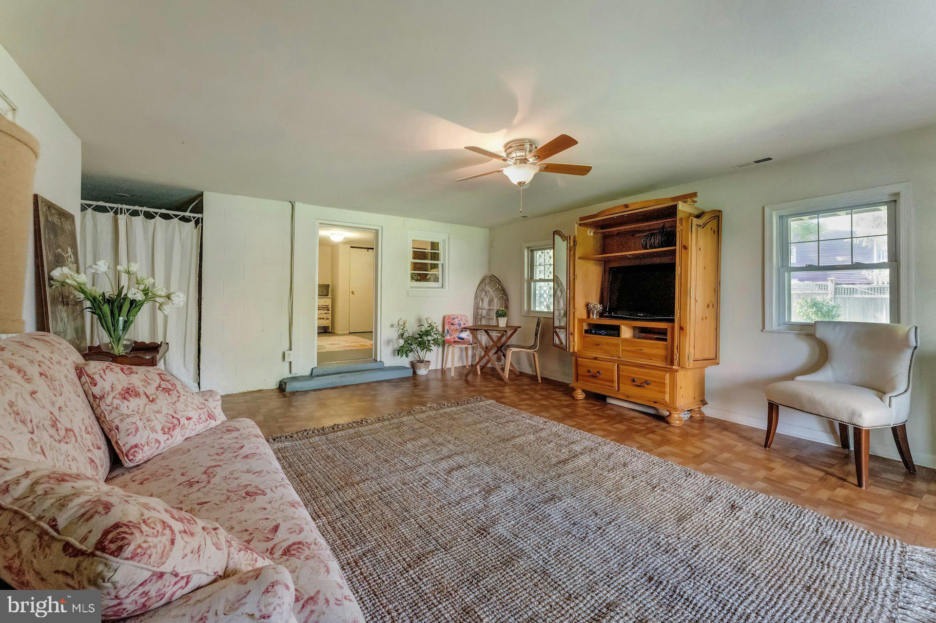 2731 Hidden Road Vienna, VA 22181 - Photo 43 of 61