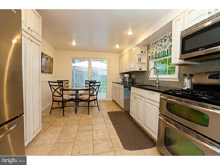 121 Iron Master Road Cherry Hill, NJ 08034 - Photo 3 of 22 Kitchen