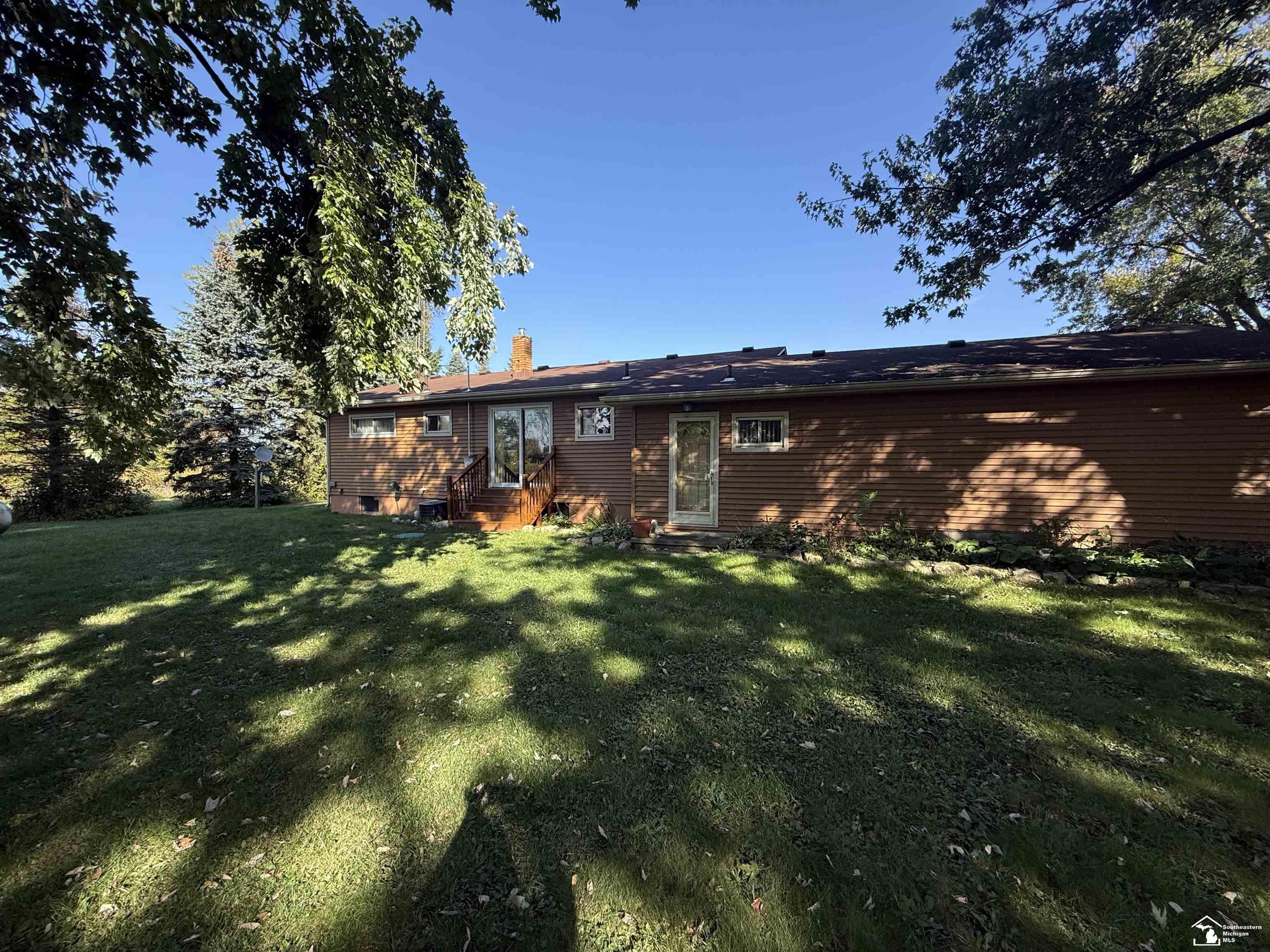 6859 Ann Arbor Road Dundee, MI 48131 - Photo 19 of 23