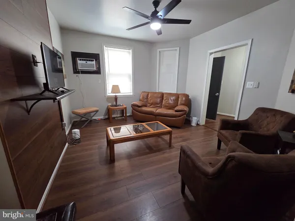 $1,195 | 312 Concord Avenue, Unit 1, Wilmington, DE 19802