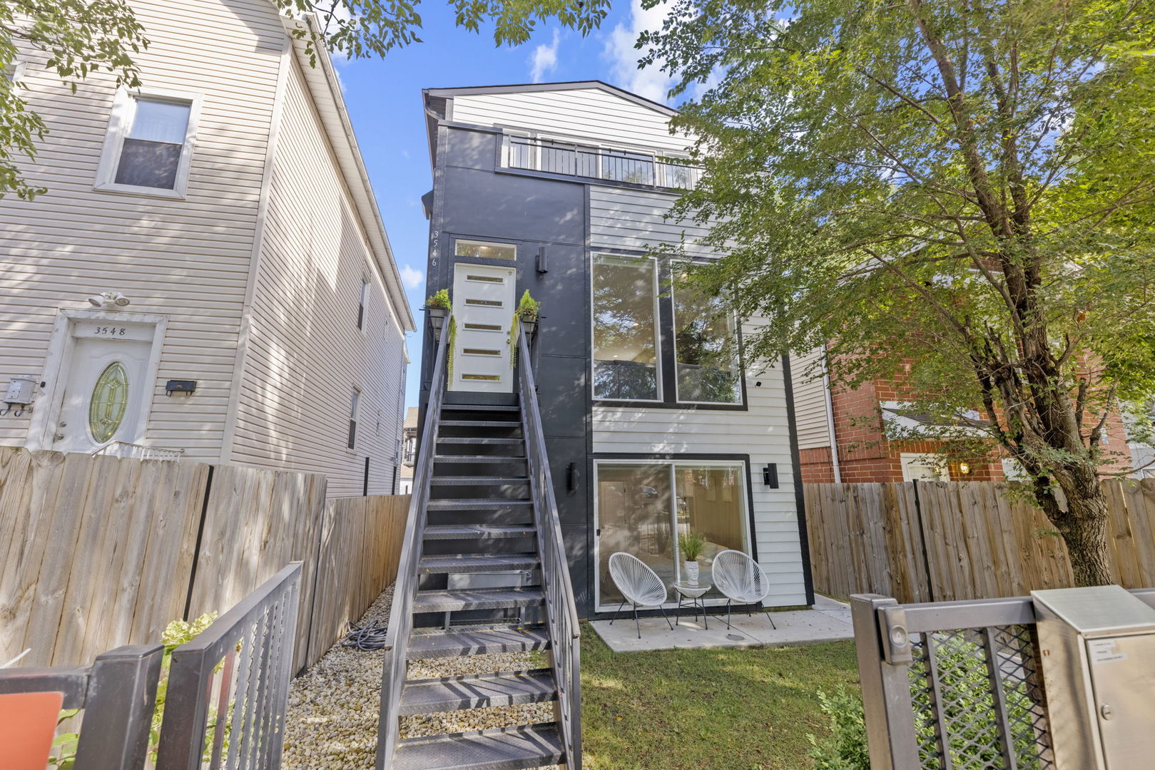 3546 West Wabansia Ave Unit 1  