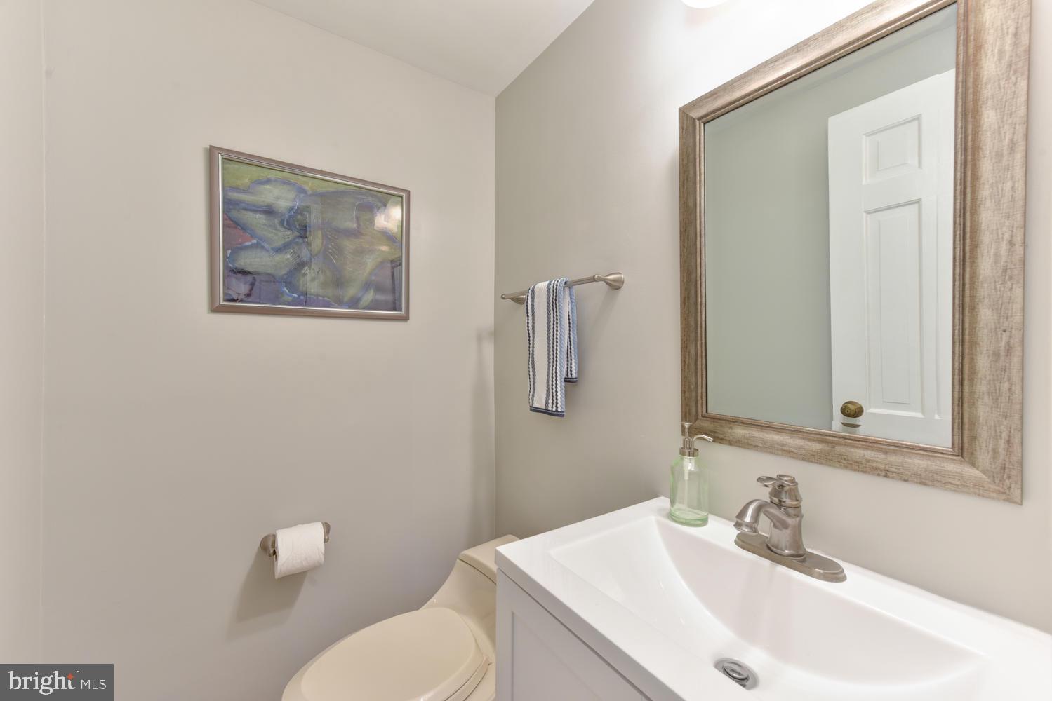 6307 Fort Hunt Road Alexandria, VA 22307 - Photo 19 of 58 Half bath new vanities and fixtures