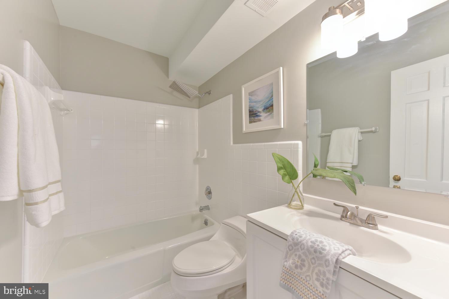 6307 Fort Hunt Road Alexandria, VA 22307 - Photo 29 of 58 Second bath with new vanity and fixtures