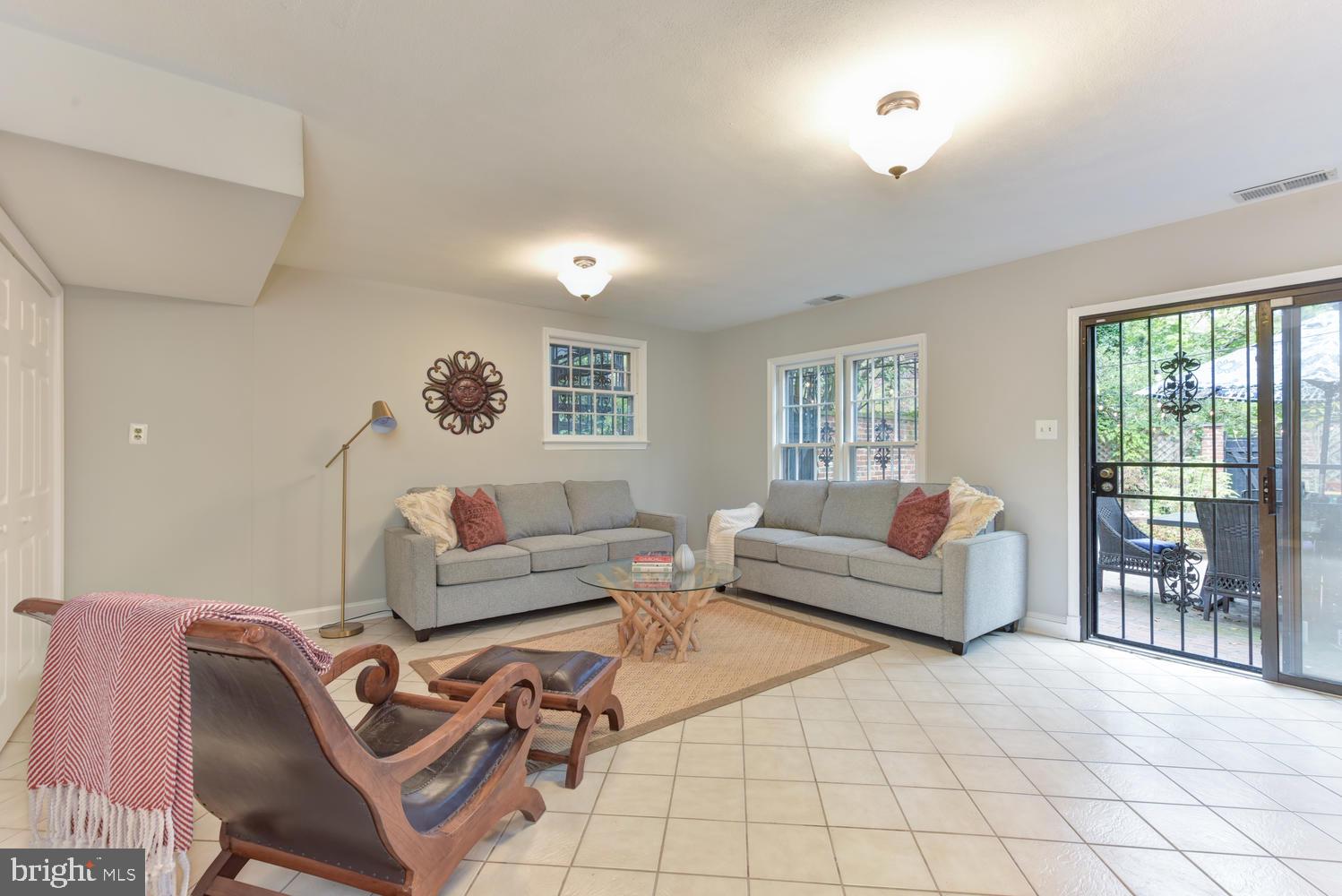 6307 Fort Hunt Road Alexandria, VA 22307 - Photo 30 of 58 Lower level family room