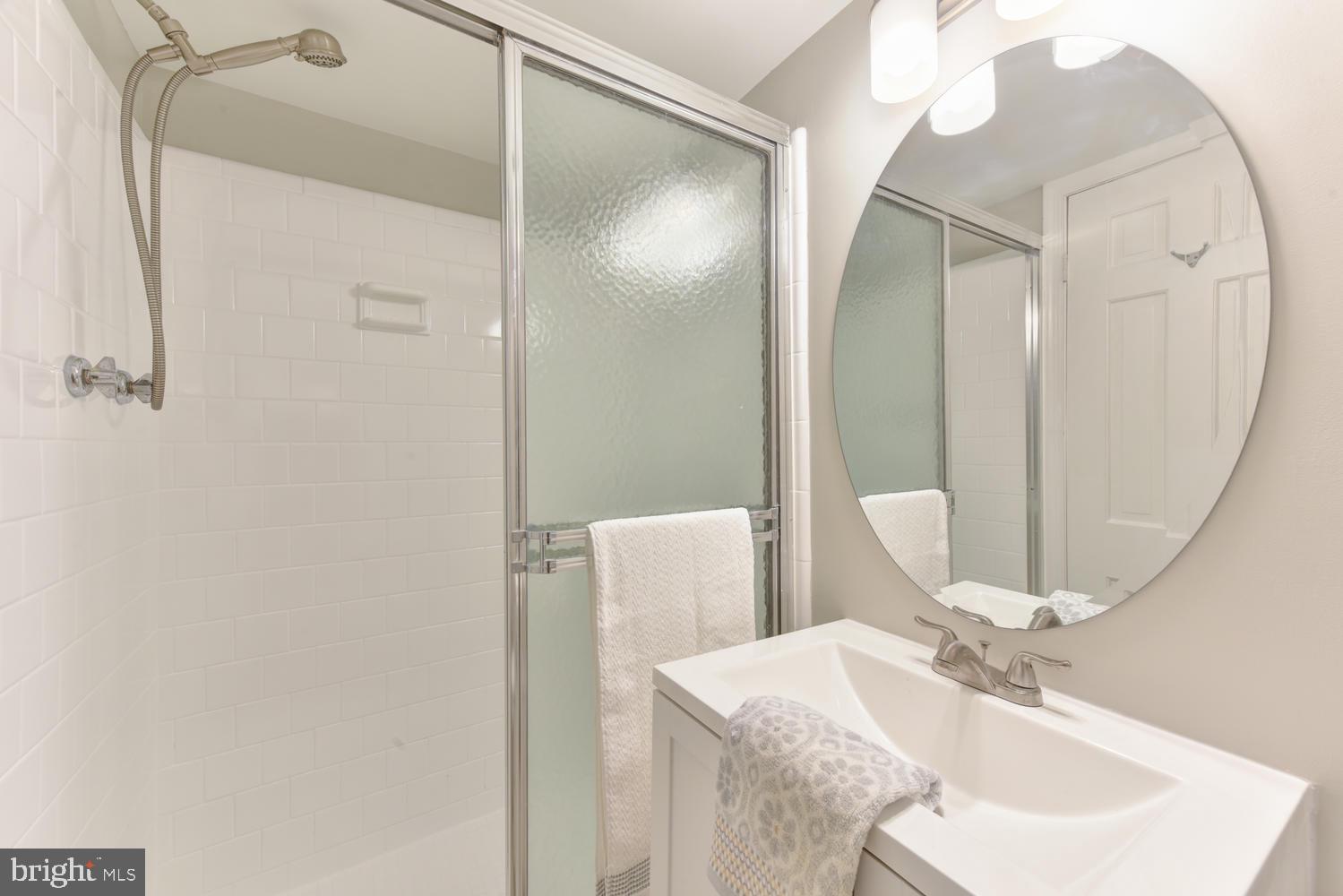 6307 Fort Hunt Road Alexandria, VA 22307 - Photo 35 of 58 Updated lower level full bath w updated vanity