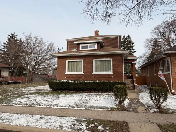 $342,500 | 153 South 18th Avenue, Maywood, IL 60153