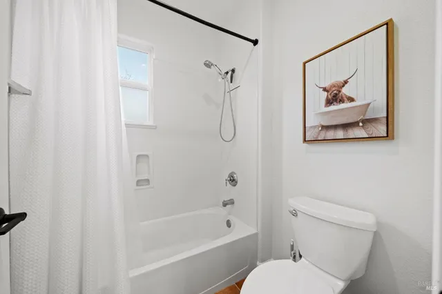 $1,549,000 | 46 Waterbury Lane, Novato, CA 94949