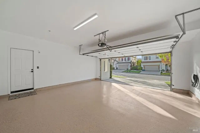 $1,549,000 | 46 Waterbury Lane, Novato, CA 94949