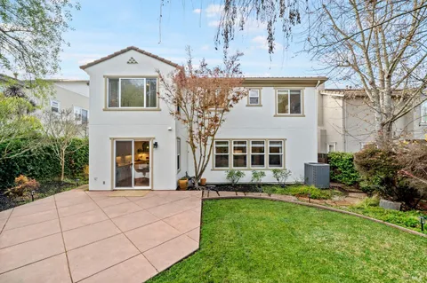 $1,549,000 | 46 Waterbury Lane, Novato, CA 94949