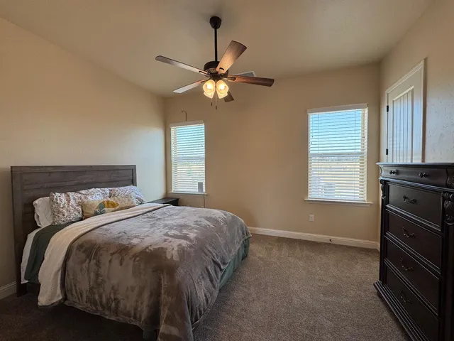 $1,350,000 | 13390 East Falcon Meadow Lane, Clovis, CA 93619