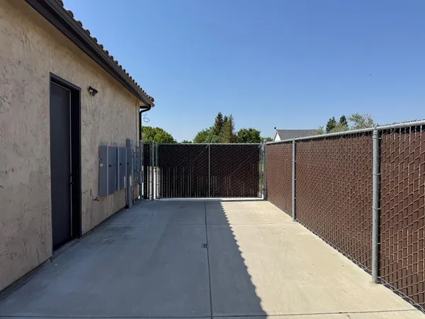 $1,350,000 | 13390 East Falcon Meadow Lane, Clovis, CA 93619