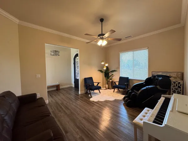 $1,350,000 | 13390 East Falcon Meadow Lane, Clovis, CA 93619