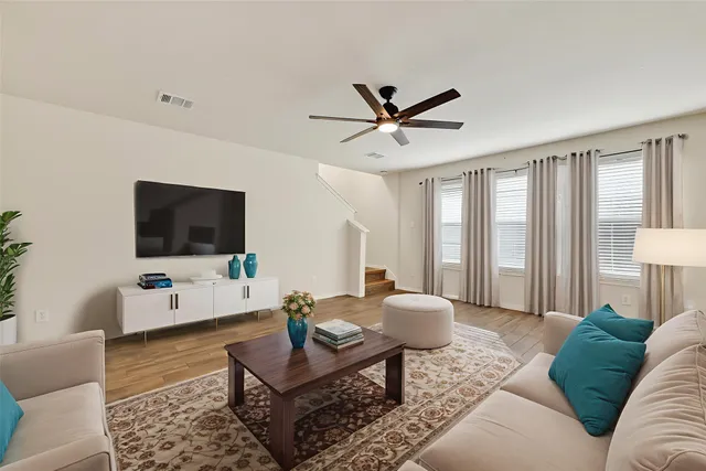 $2,000 | 6523 Mildenhall Court, Houston, TX 77084