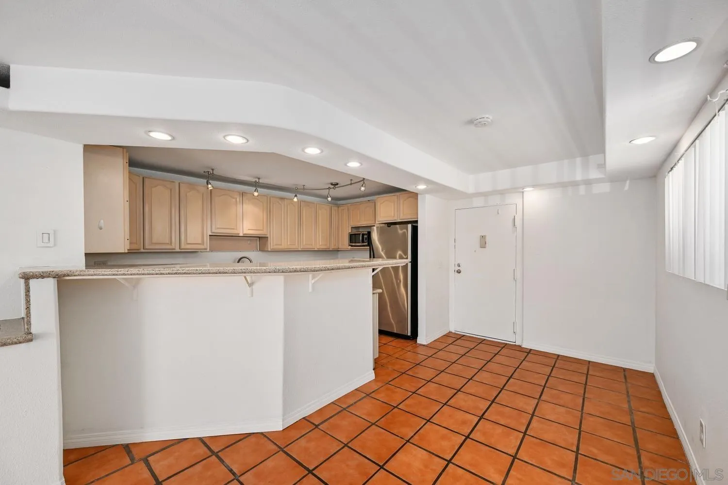 6255 Rancho Mission Road, Unit 101 San Diego, CA 92108 - Photo 12 of 18 Gallery Image 12