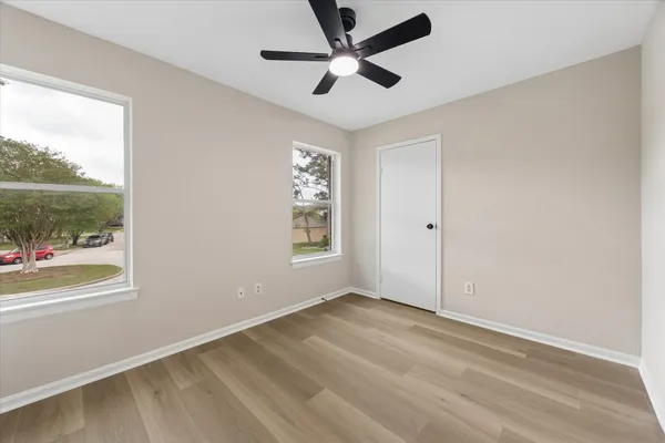 $369,000 | 5015 Kleinmeadow Court, Houston, TX 77066