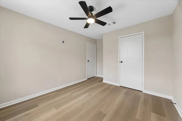 $369,000 | 5015 Kleinmeadow Court, Houston, TX 77066