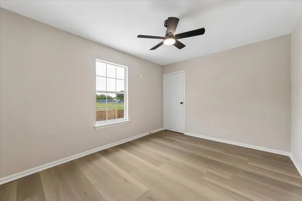 $369,000 | 5015 Kleinmeadow Court, Houston, TX 77066