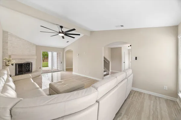 $369,000 | 5015 Kleinmeadow Court, Houston, TX 77066
