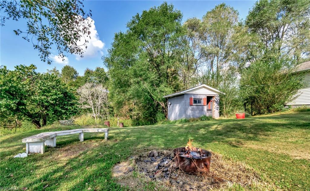 268 Dockery Road Purlear, NC 28665 - Photo 33 of 45 Gallery Image 33
