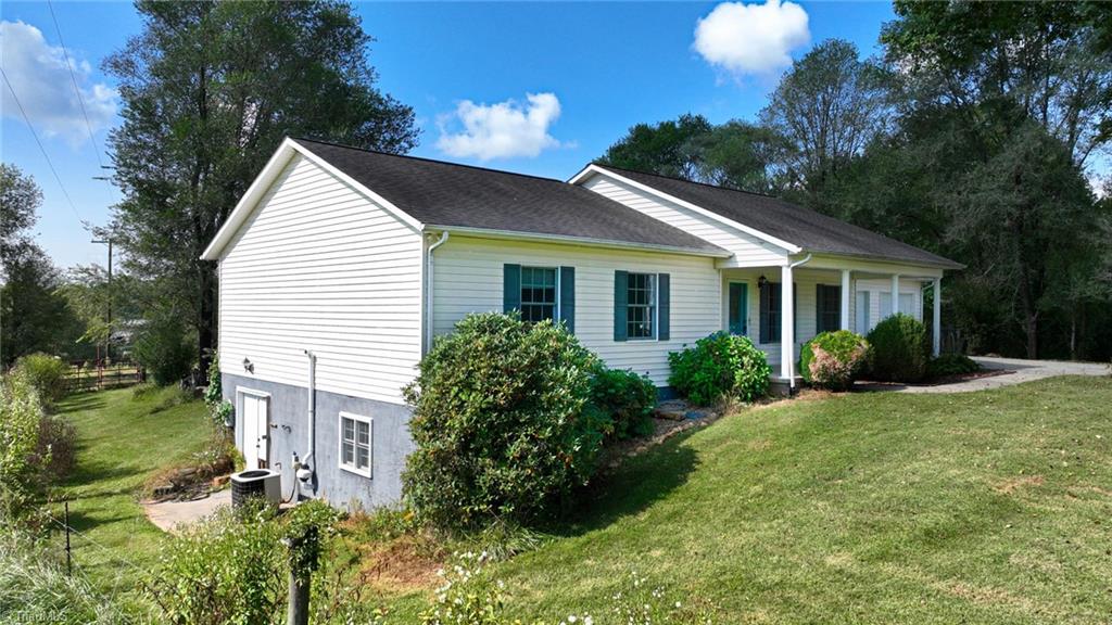 268 Dockery Road Purlear, NC 28665 - Photo 39 of 45 Gallery Image 39