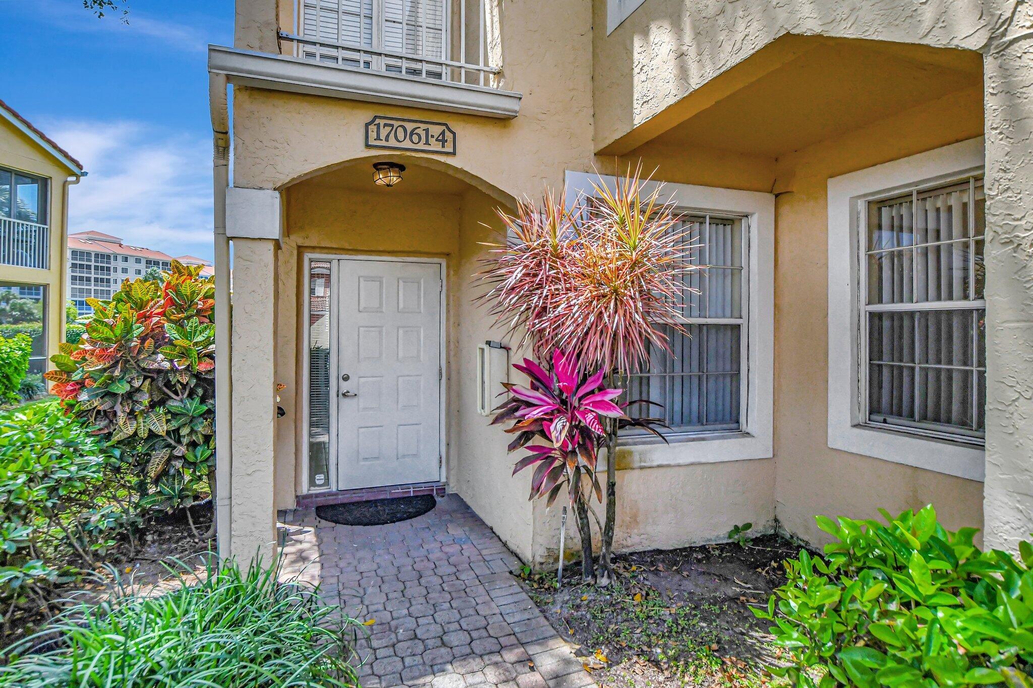 17061 Emile Street, Unit 4 Boca Raton, FL 33487 - Photo 3 of 38 3-web-or-mls-DSC_0721