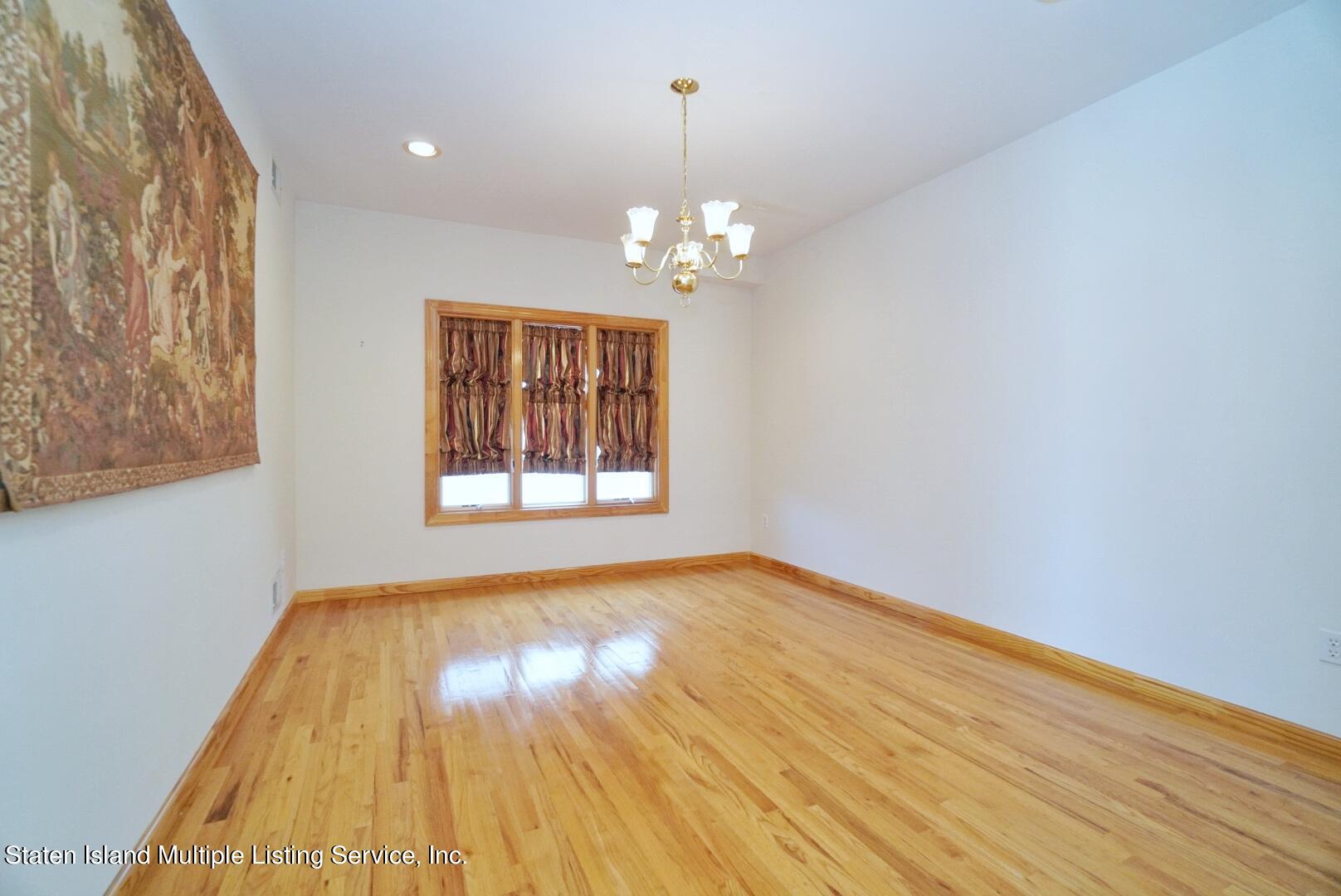 70 Michael Loop Staten Island, NY 10301 - Photo 22 of 69 Photo Nov 01, 9 52 00 AM