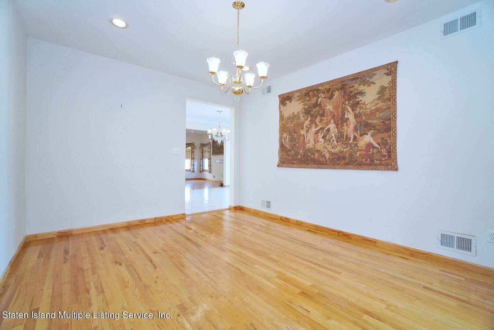 70 Michael Loop Staten Island, NY 10301 - Photo 24 of 69 Photo Nov 01, 9 52 13 AM