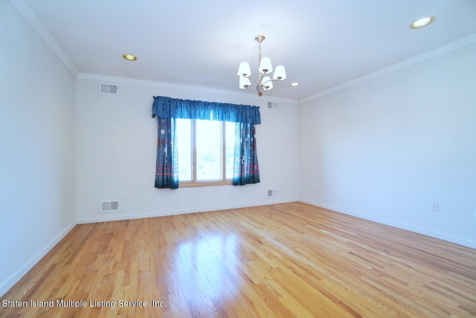 70 Michael Loop Staten Island, NY 10301 - Photo 46 of 69 Photo Nov 01, 9 57 12 AM