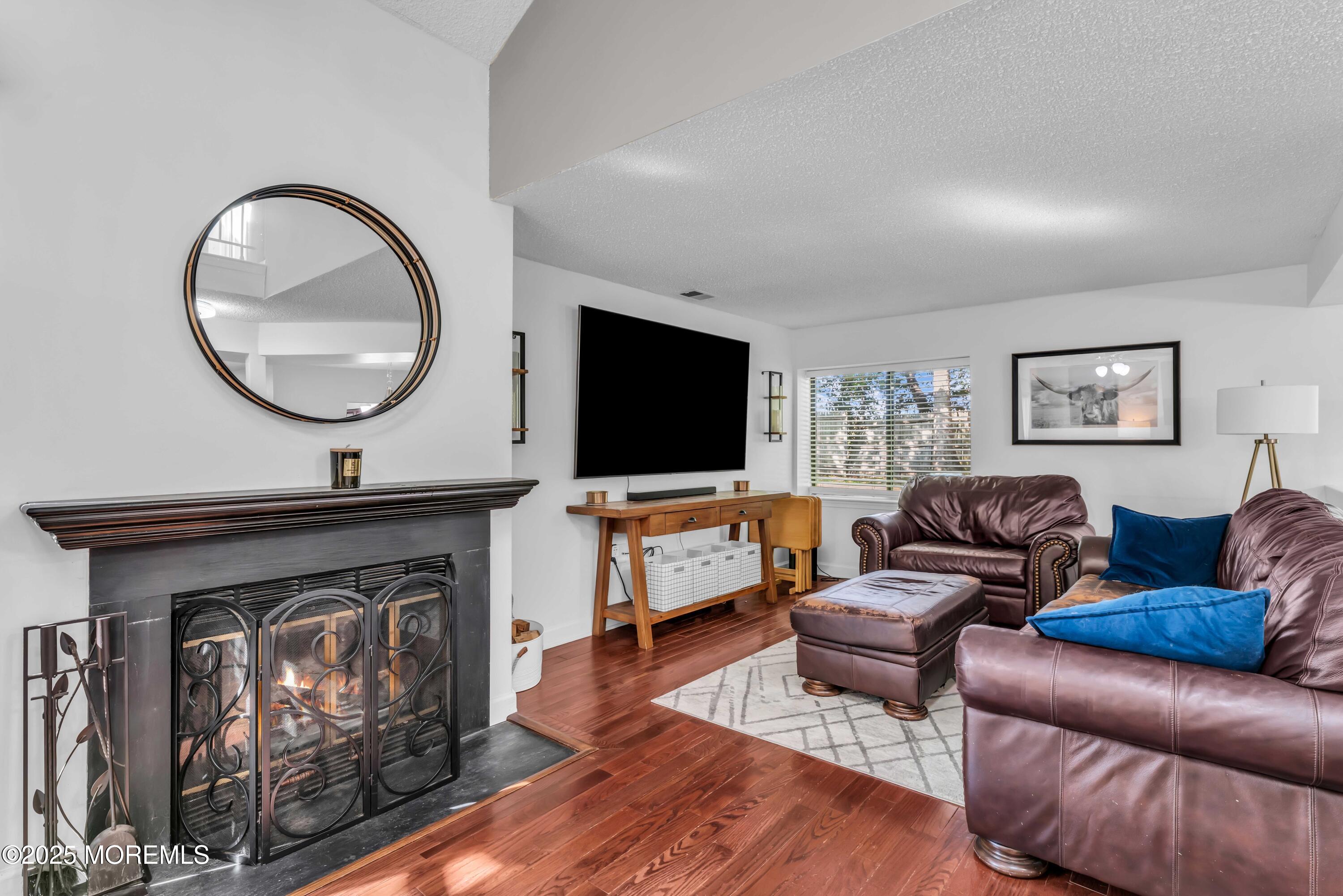 646 Ridgeview Court, Unit 646 Toms River, NJ 08753 - Photo 12 of 26 photos_high_resolution_HOM09185