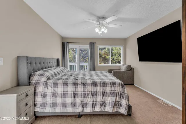 $389,000 | 646 Ridgeview Court, Unit 646, Toms River, NJ 08753