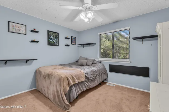 $389,000 | 646 Ridgeview Court, Unit 646, Toms River, NJ 08753