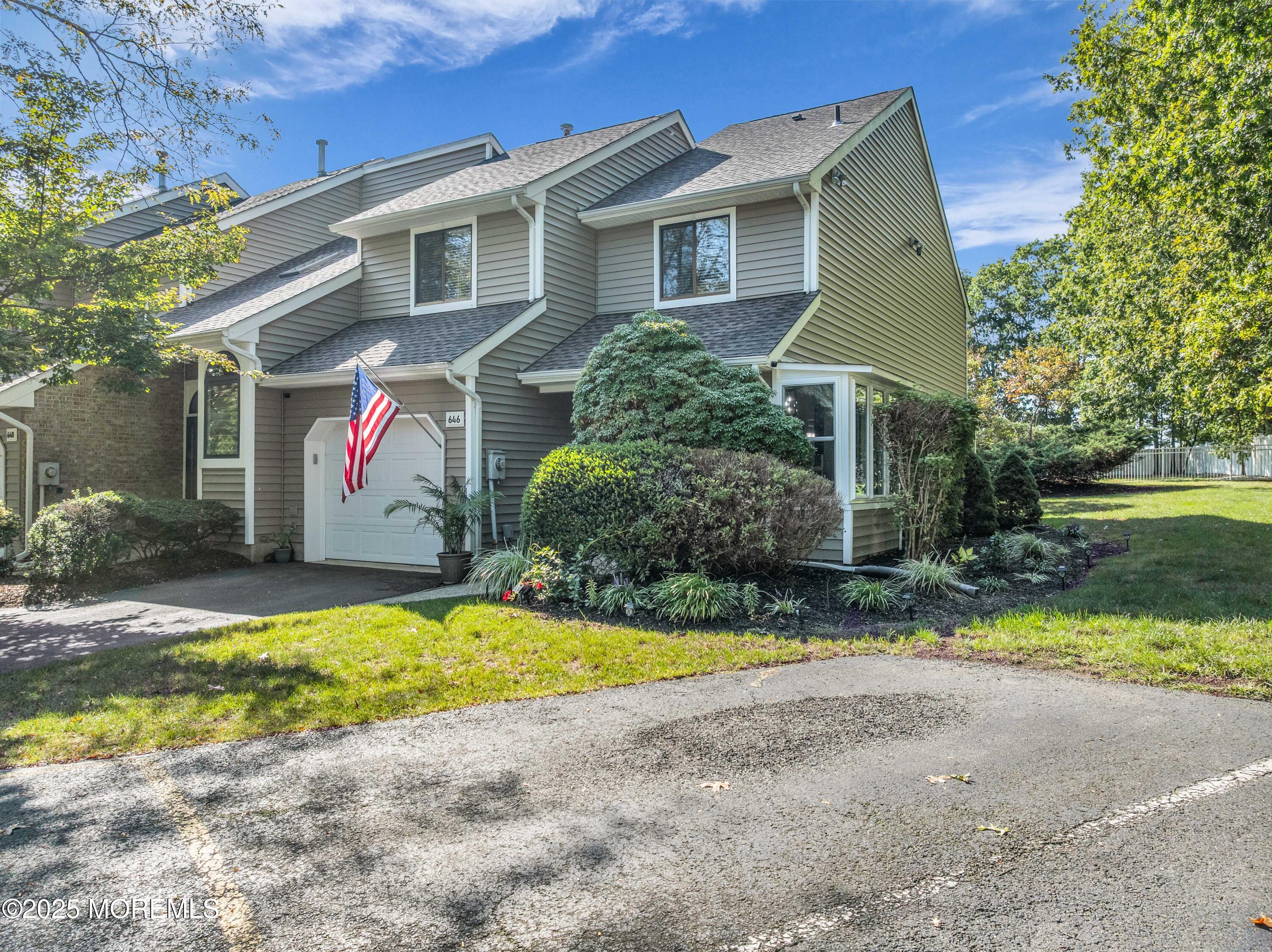 646 Ridgeview Court, Unit 646 Toms River, NJ 08753 - Photo 22 of 26 photos_high_resolution_DJI_0955