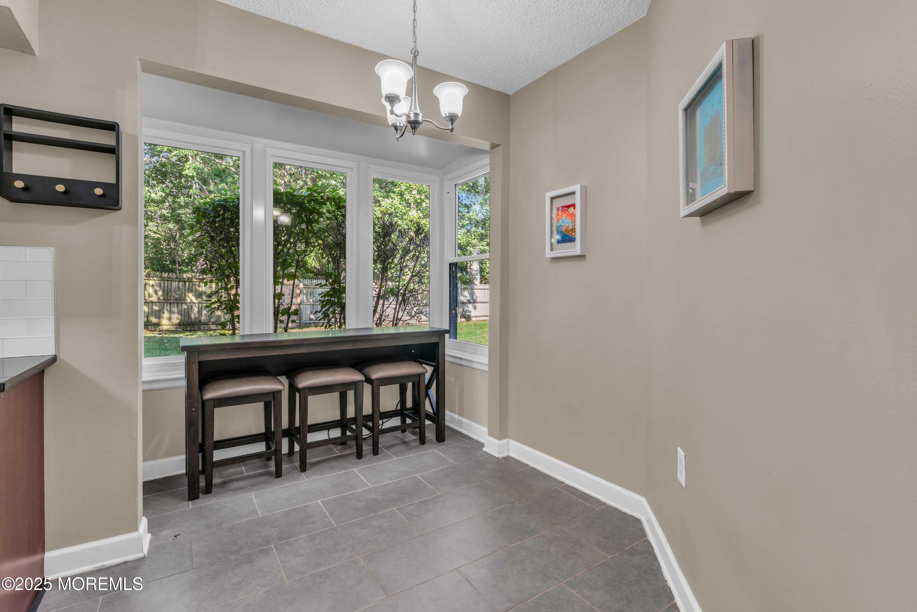 646 Ridgeview Court, Unit 646 Toms River, NJ 08753 - Photo 4 of 26 photos_high_resolution_HOM09145