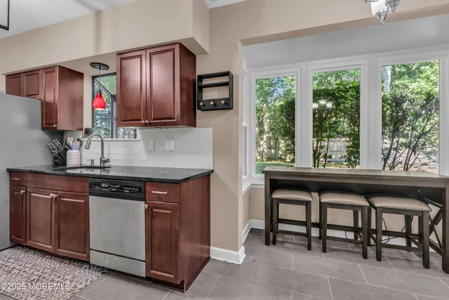 $389,000 | 646 Ridgeview Court, Unit 646, Toms River, NJ 08753