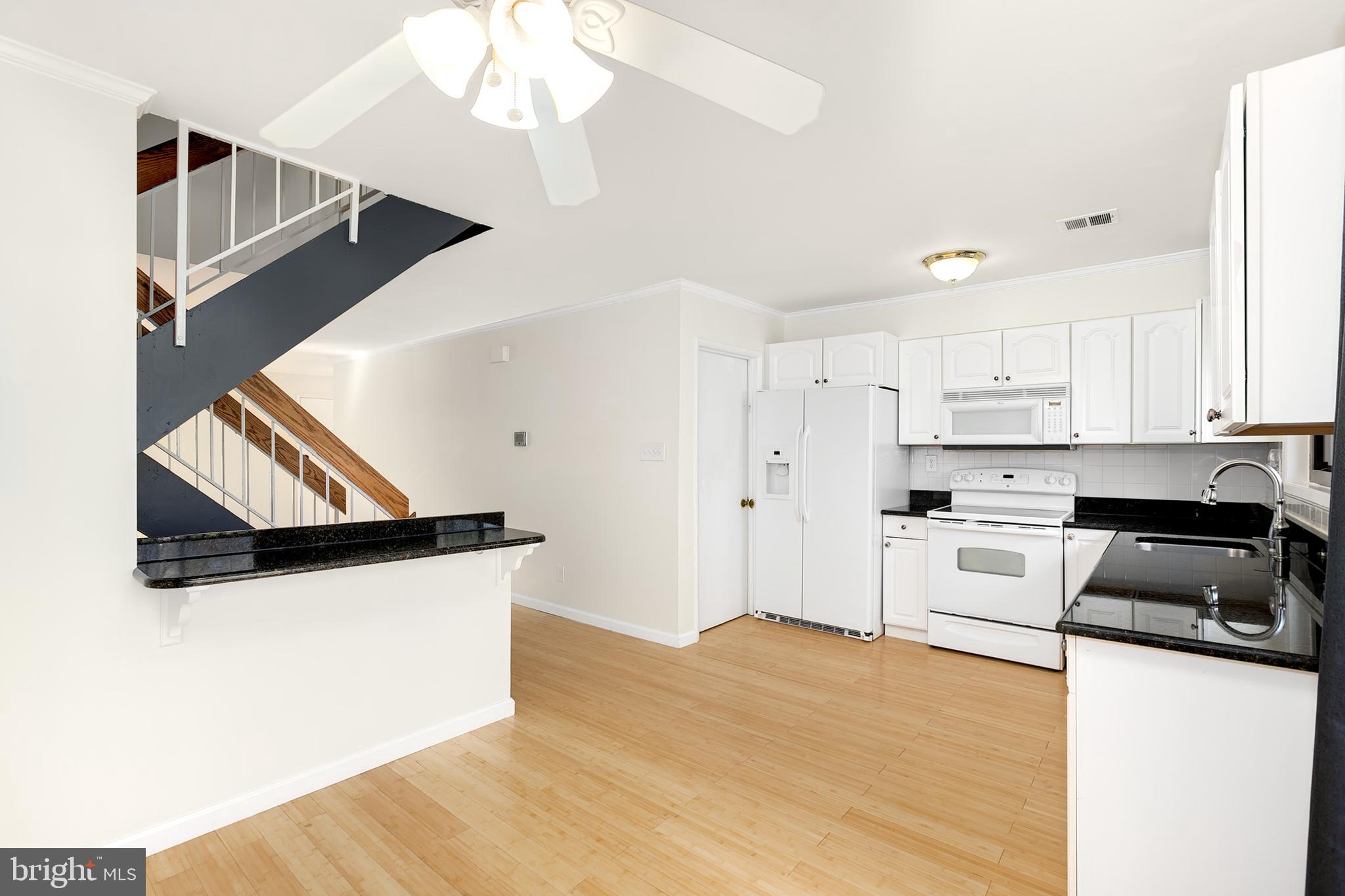 2258 White Cornus Lane Reston, VA 20191 - Photo 11 of 36